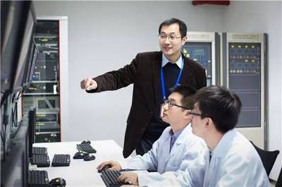 科技報(bào)國(guó)，青春無悔——致敬兩位榮獲中國(guó)青年五四獎(jiǎng)?wù)碌奶旖蚓W(wǎng)絡(luò)技術(shù)研發(fā)者